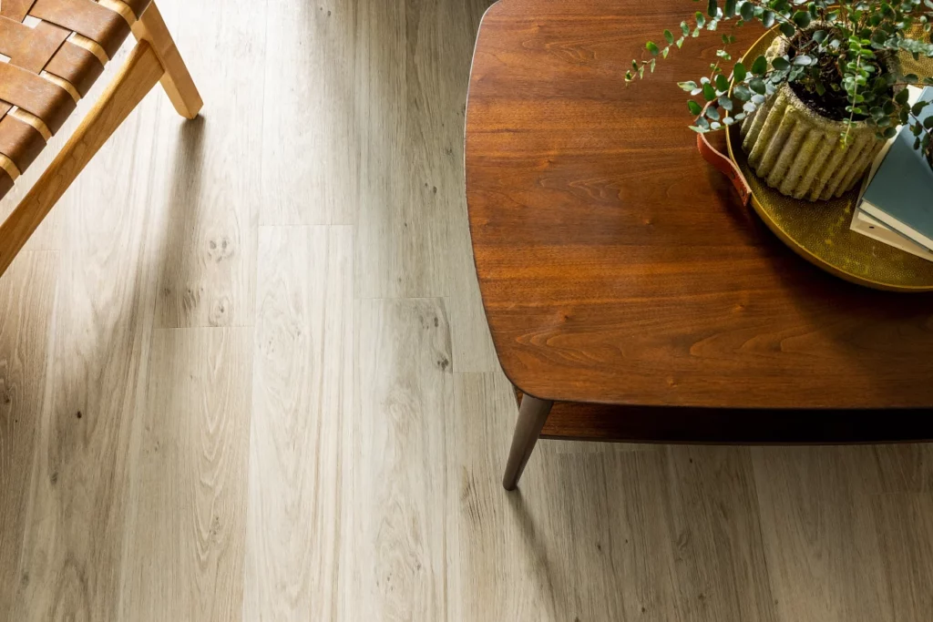 Hardwood flooring | Warnike Carpet & Tile