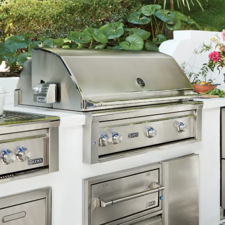 Outdoor Living | Warnike Carpet & Tile